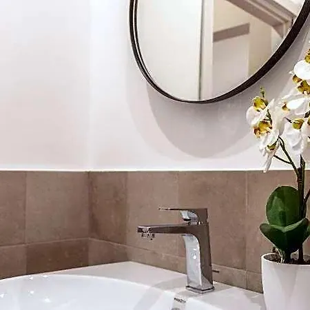 Pregiata Con Bagno Privato - Blu Di Prussia 3* 的里雅斯特